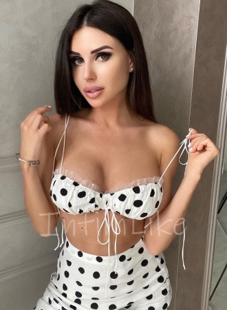 Студентка Венера №9371, 18 лет